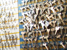 �X�y�A�L�[(��)